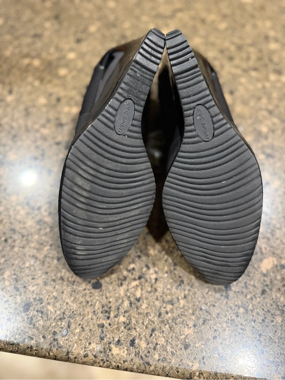 Anne Klein NWT Classic Black Women's Wedge Pumps (sz 8)
